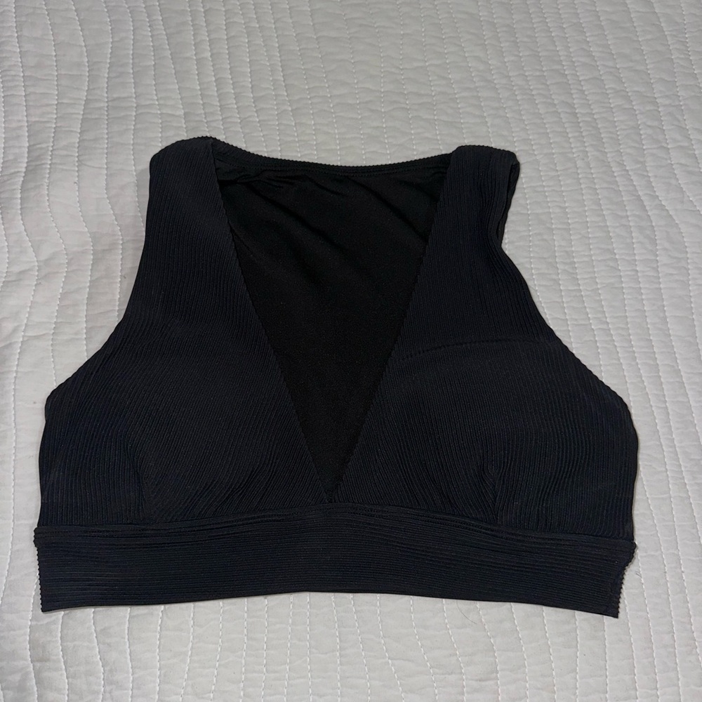 BUFFBUNNY Ribbed Deep V Sports Bra - Picture 8 of 9